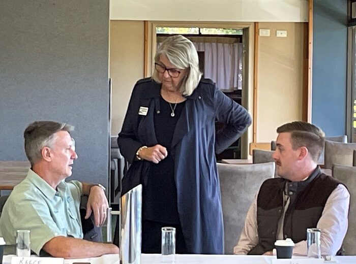 RDA NR Deputy Chair Sue Vinnecombe and business leaders